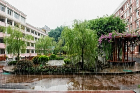 四川省泸州市第一中学校环境图
